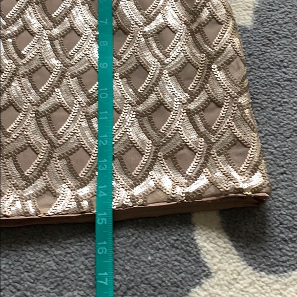 Forever 21 Exclusive sequin mini skirt - Picture 4 of 7